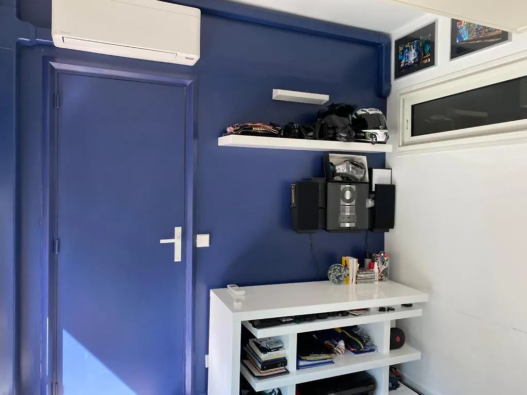 Appartement Spacieux Et Cosy Champs Elysees Arc De Triomphe Paris France